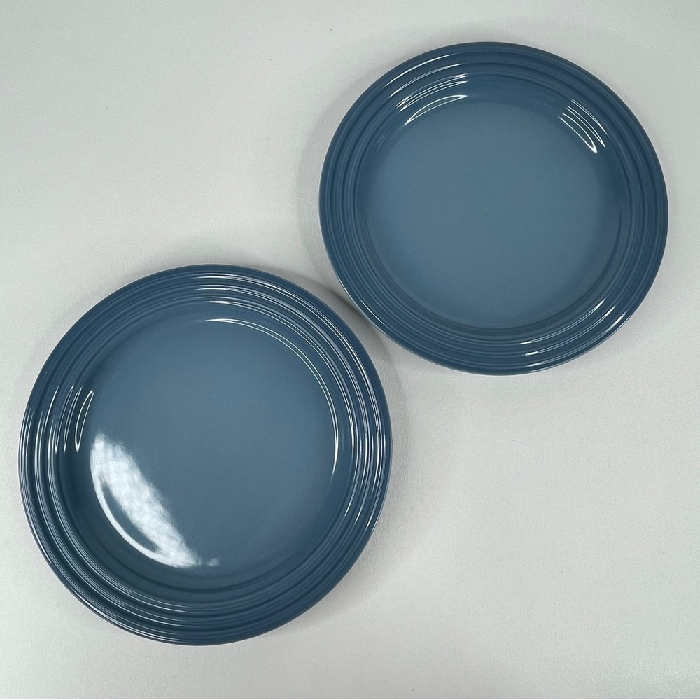 2 Le Creuset CHAMBRAY Blue Stoneware 8.5" / 22cm Salad Dessert Plates